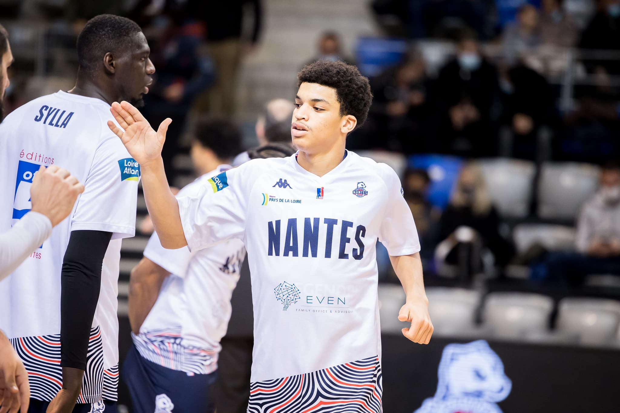 Dijon se fait prêter Mathys Kangudia