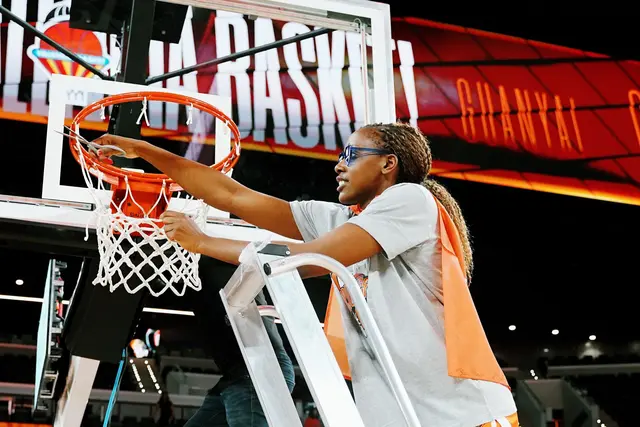 Kendra Chéry prolonge l’aventure chez le champion d’Espagne !