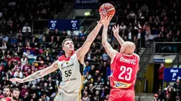 8 ans après sa dernière apparition avec la sélection allemande, Isaiah Hartenstein va disputer les qualifications à la Coupe du monde 2027.