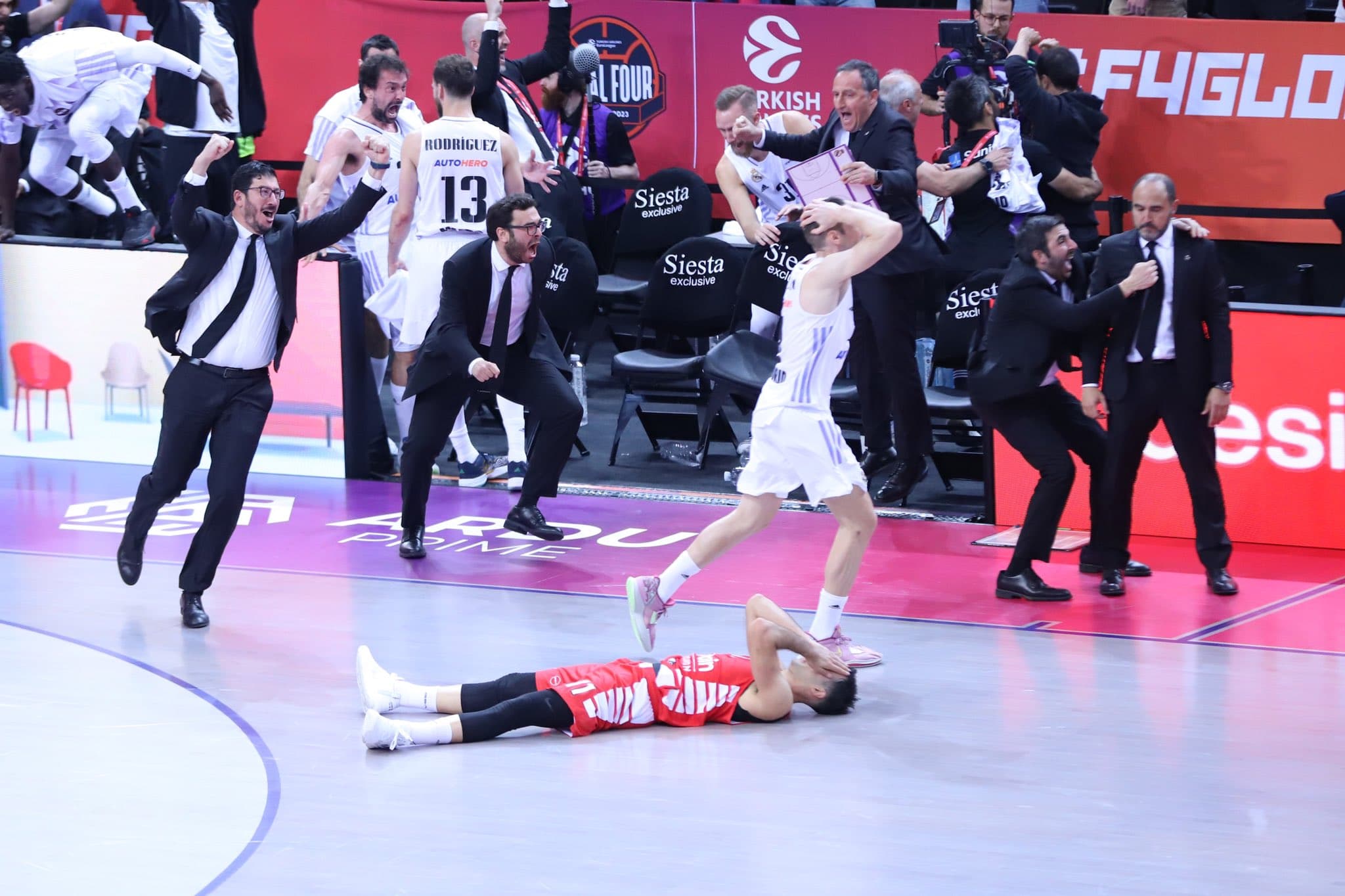 Fabien Causeur annonce sa retraite : chapeau à l’une des carrières les plus surprenantes de l’histoire du basket français