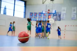 La FFBB perd des licenciés en 2025-2026, une première depuis 2008-2009