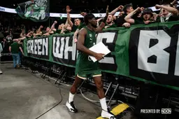 Sylvain Francisco a encore porté le Zalgiris Kaunas, et le public l'en remercie