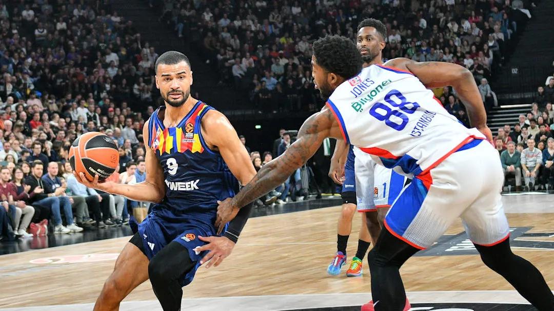 L&rsquo;ASVEL s&rsquo;éloigne de la dernière place en battant l&rsquo;Anadolu Efes Istanbul