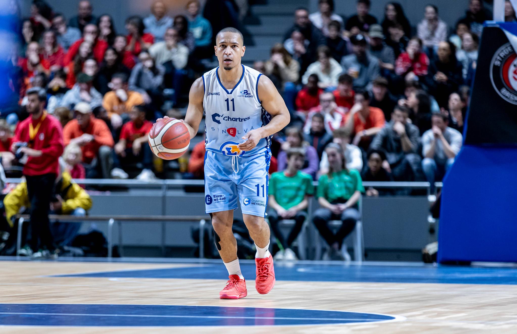 Une double casquette coach U18 – joueur NM2 pour Marc-Antoine Pellin à Cergy-Pontoise