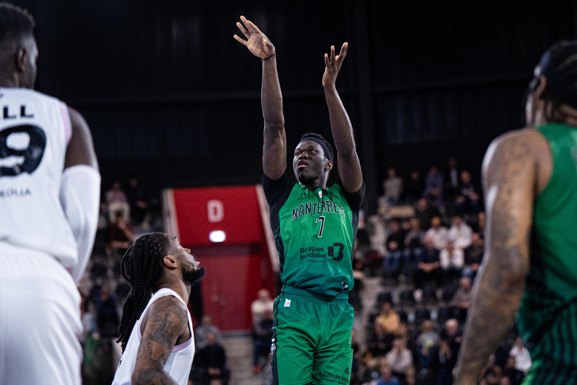 Dominant à Nanterre, Ibrahima Fall Faye s’envole vers la Chine