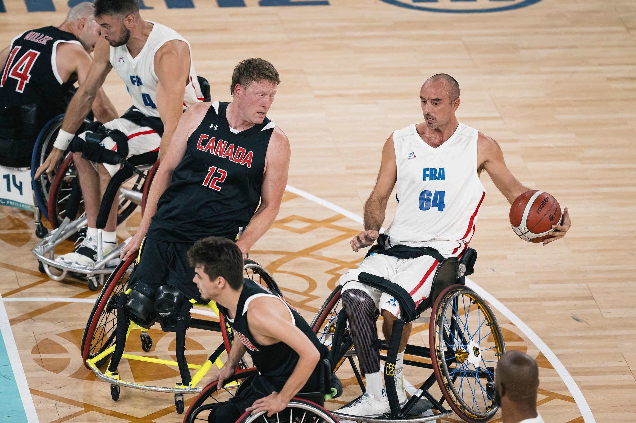 Faux-départ pour les Bleus aux Jeux Paralympiques, malgré le show Jouanserre (38 points)