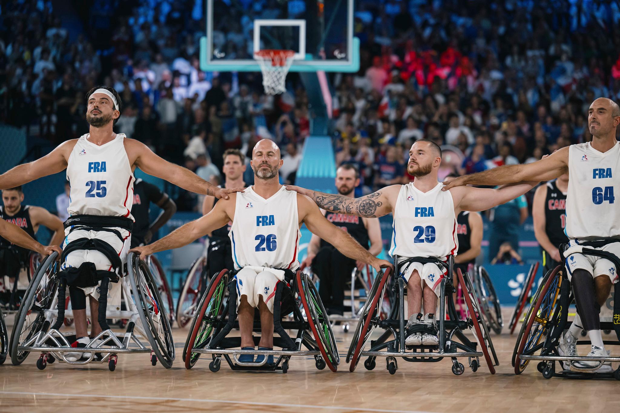 Les Bleus à 21h30 : le programme des quarts de finale des tournois paralympiques de basket-fauteuil