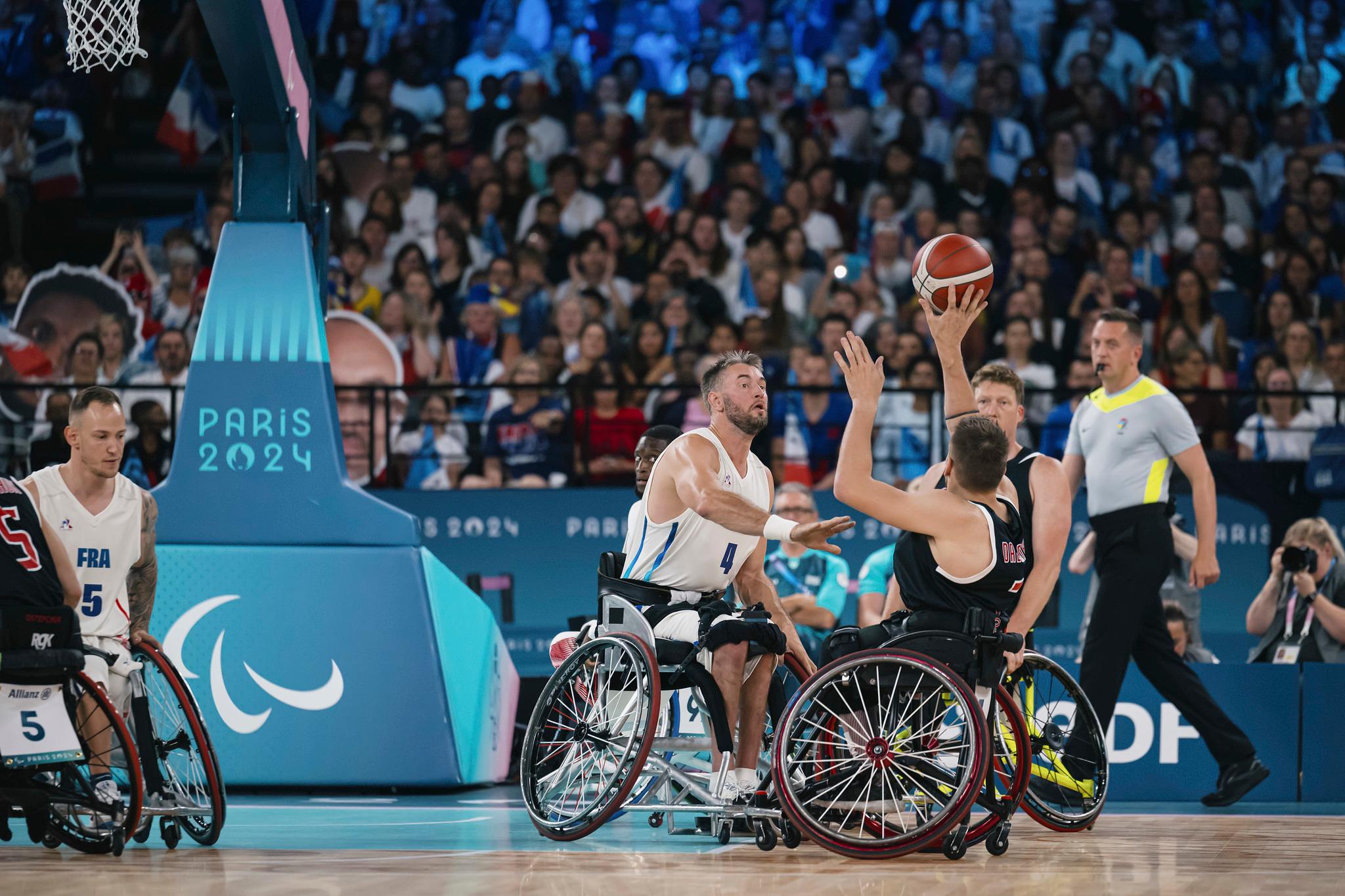 Les calendriers et les résultats des tournois paralympiques de basket-fauteuil