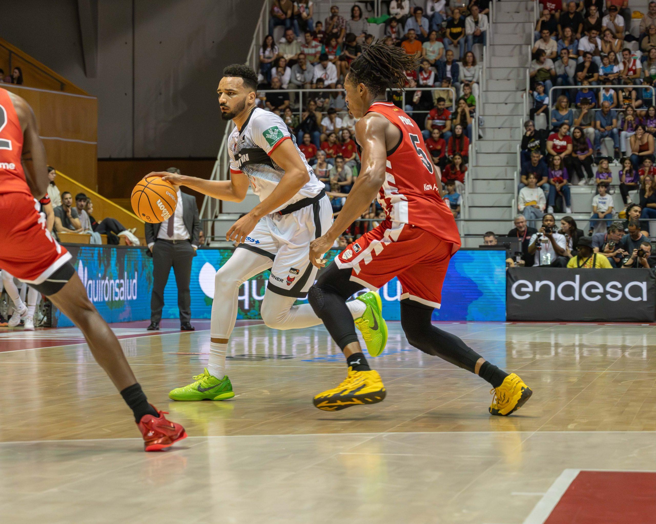 Amine Noua domine Yves Pons en Espagne