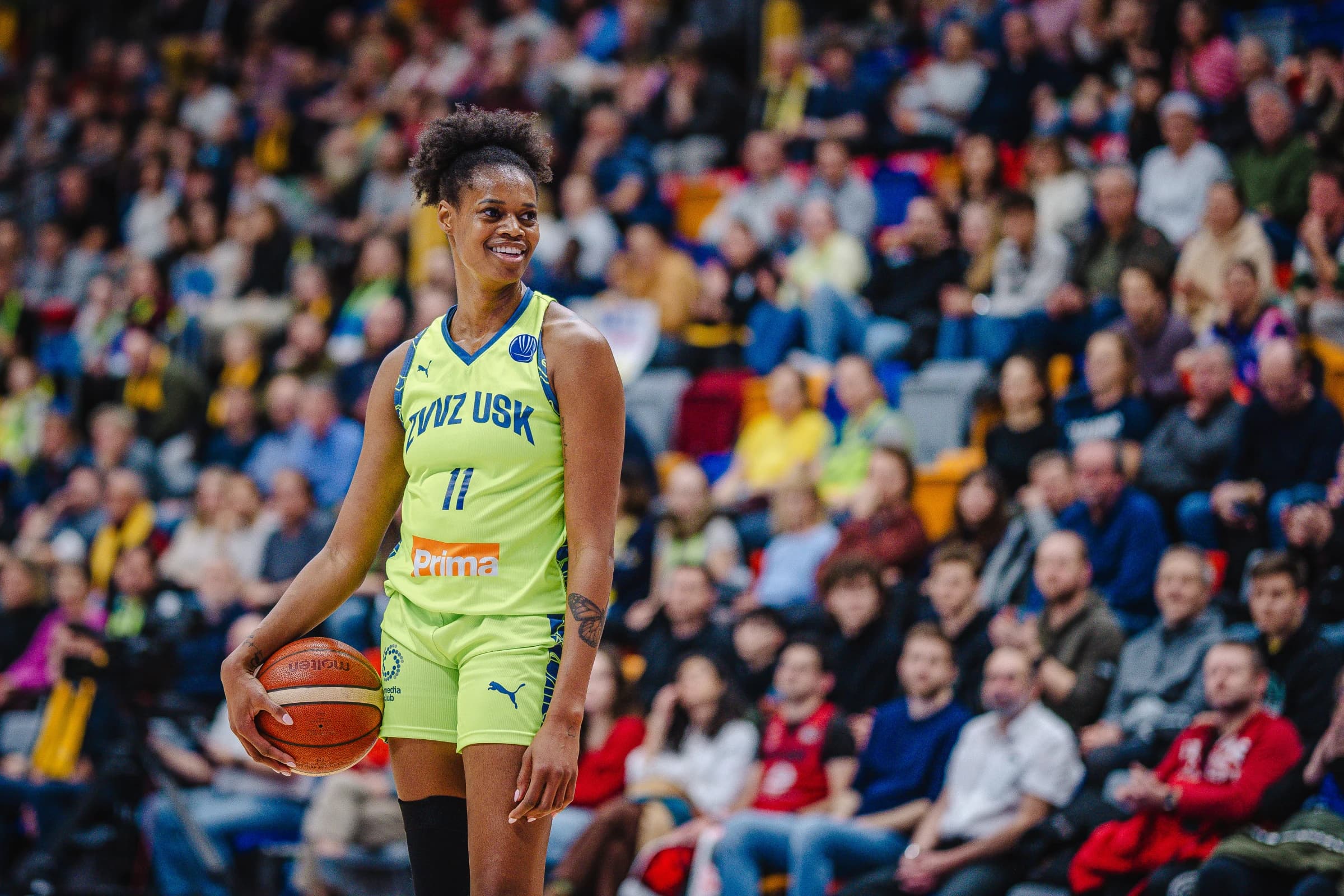 Valériane Ayayi et Janelle Salaün brillent en EuroLeague pour boucler la saison régulière