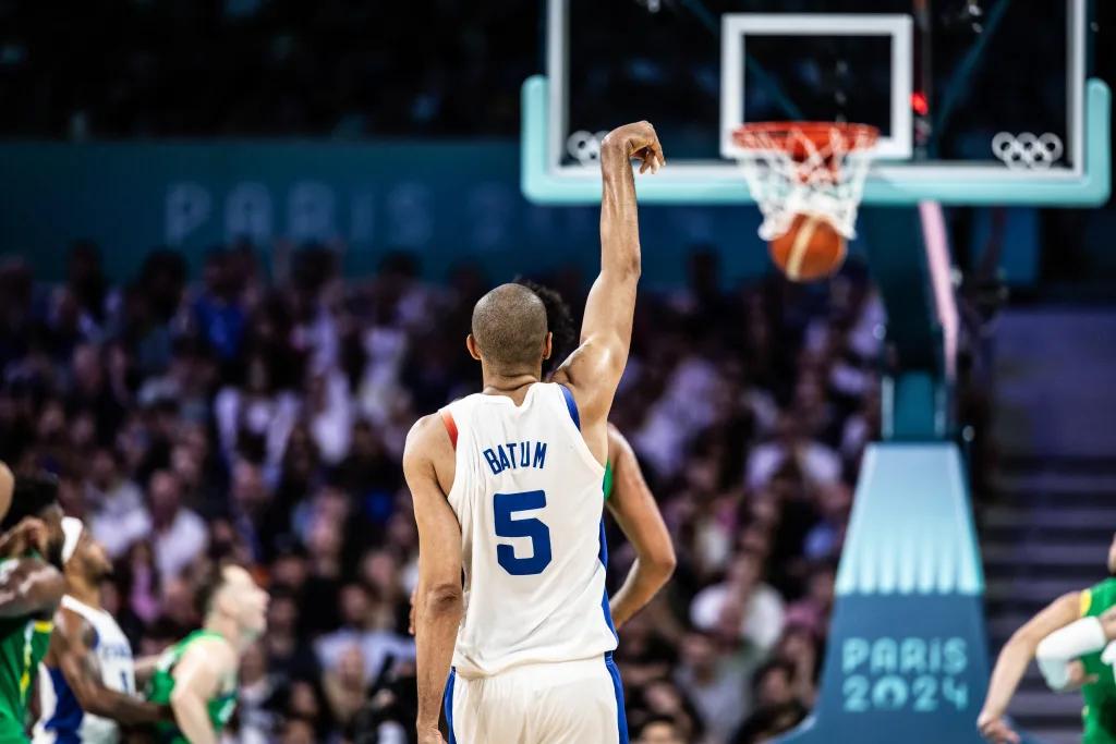 « Ah, c&rsquo;est la grande énigme Nicolas Batum » : 19 points, record en Bleu depuis 2014 !