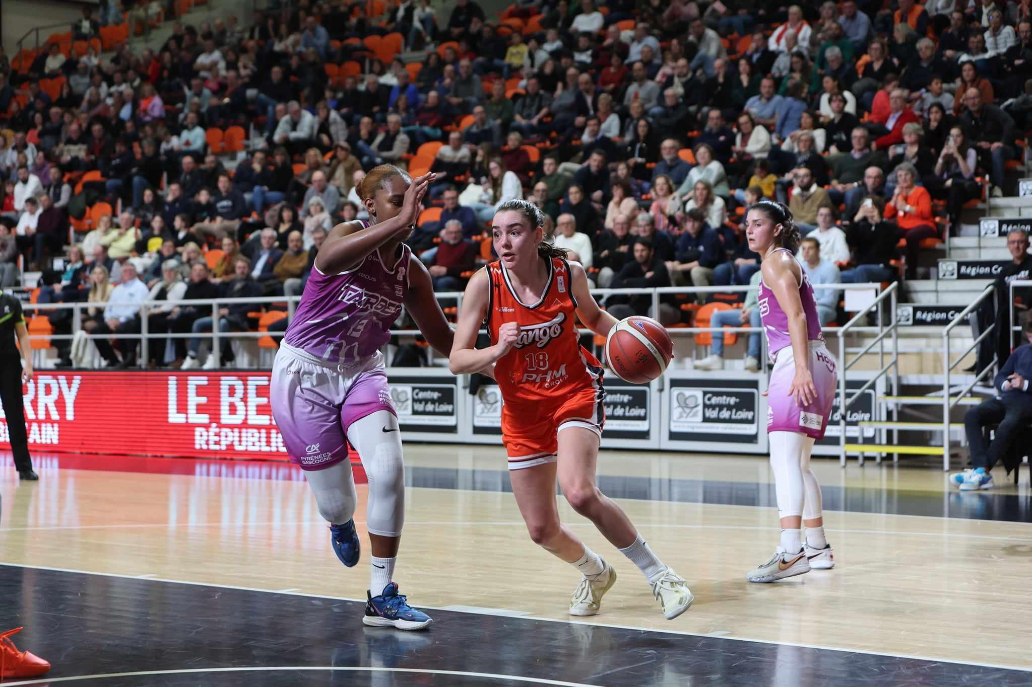 Bourges toujours leader, l&rsquo;ASVEL féminin avec de la peine à Landerneau