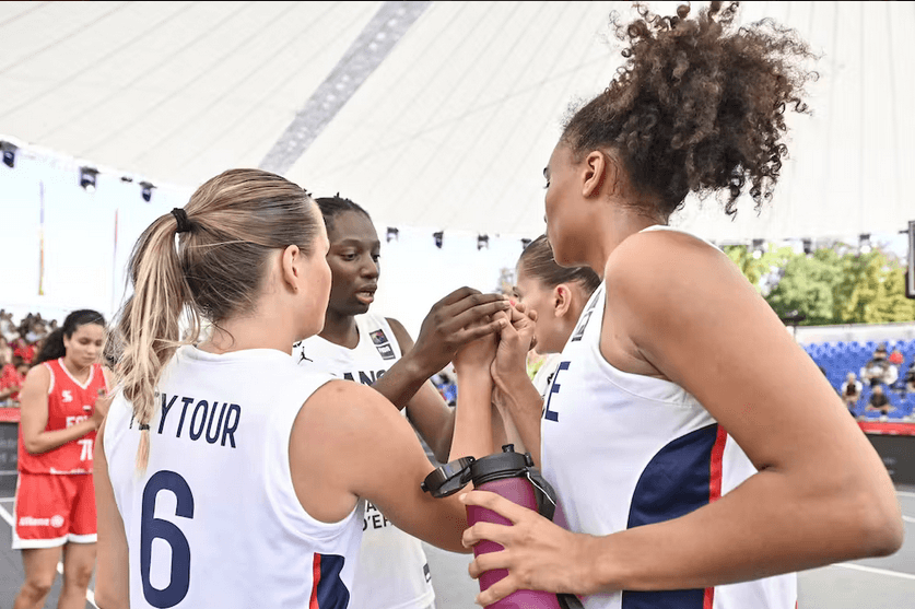 2/2 : parfaite entame de Coupe du Monde pour les Bleuettes !