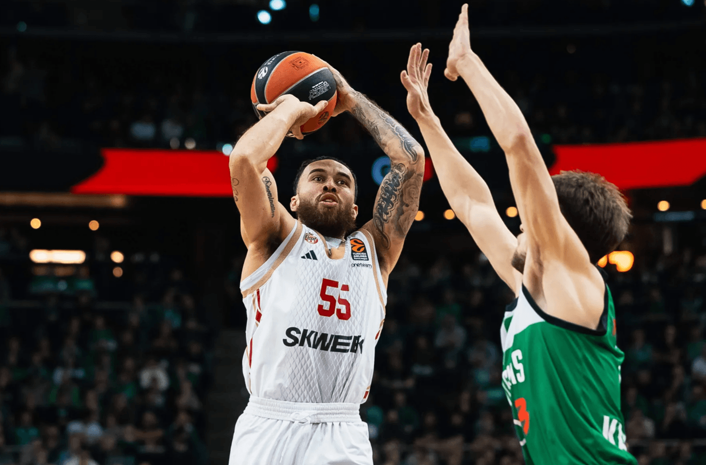 Mike James est devenu le 3e meilleur marqueur de l&rsquo;EuroLeague