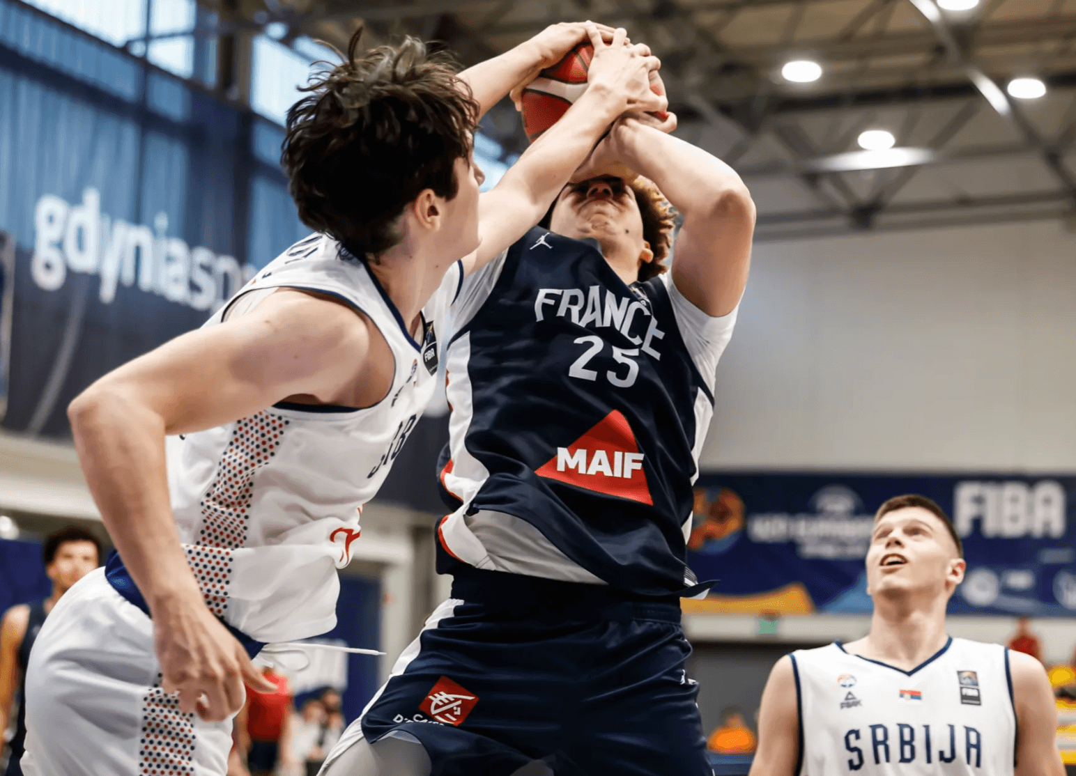 Comme les seniors, l&rsquo;équipe de France U20 chute contre la Serbie à l&rsquo;EuroBasket