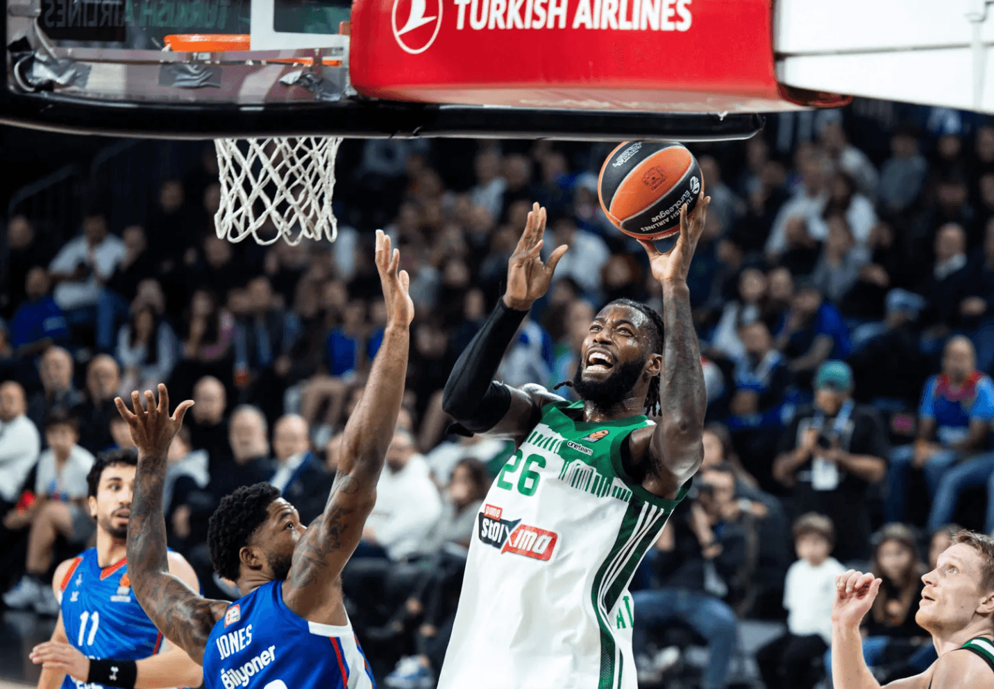 Selon le GM du Panathinaïkos, Mathias Lessort ne pouvait pas aller en NBA cet été