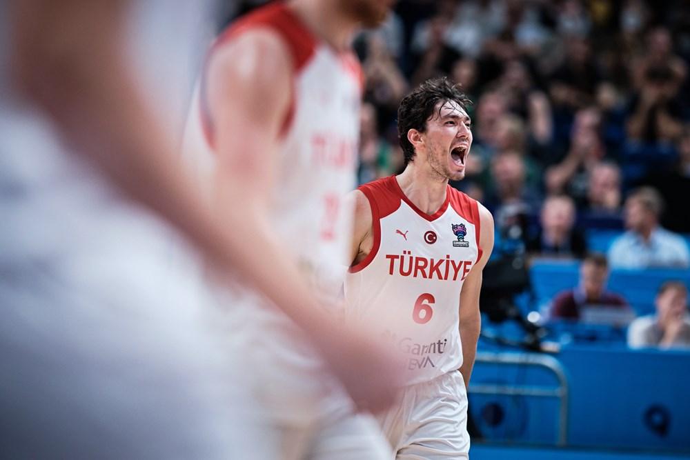 La réponse du Panathinaïkos, avec la signature du Turc Cedi Osman