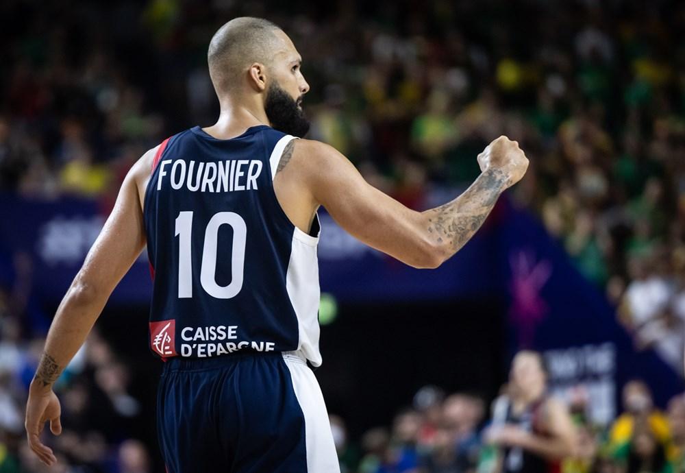 Evan Fournier dépasse la barre des 1 000 points en équipe de France