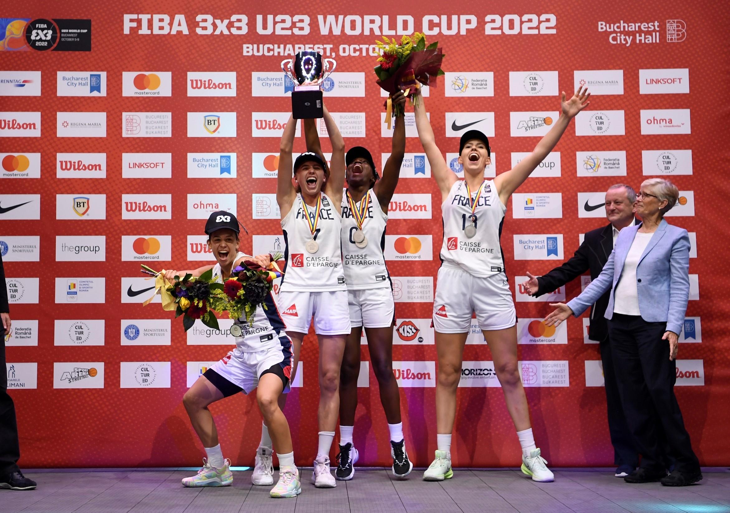 L&rsquo;équipe de France U23 de 3&#215;3 féminine championne du monde, les garçons en bronze