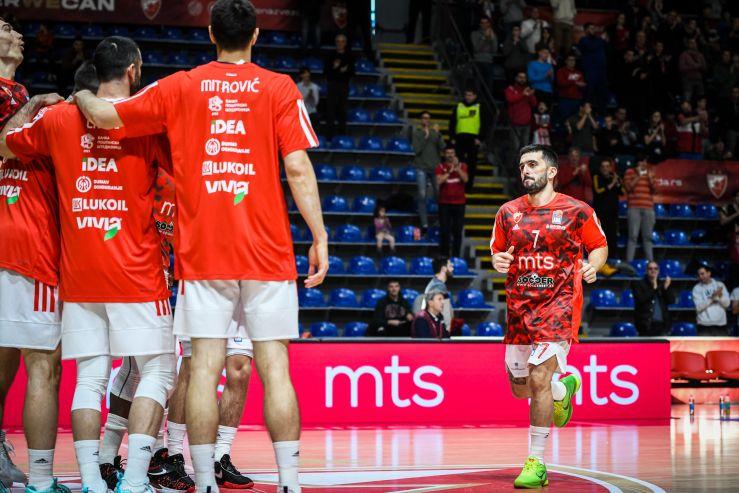 L’Étoile Rouge de Belgrade n&rsquo;a pas le droit de qualifier Facundo Campazzo