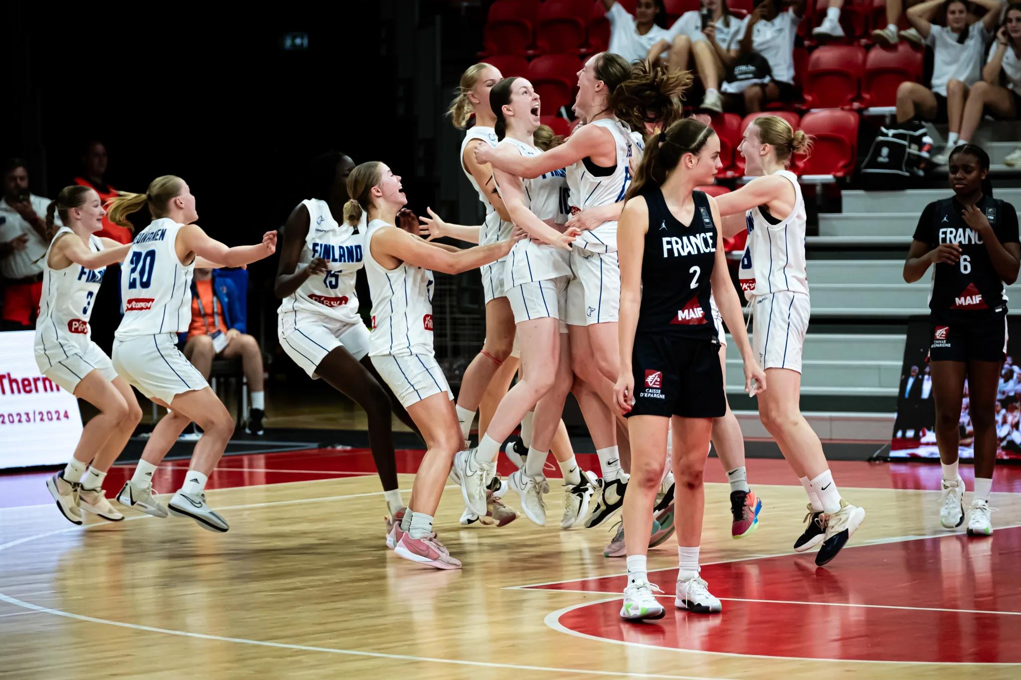 L’équipe de France U16 échoue en finale de l’Euro pour clôturer un été historique pour le basket français