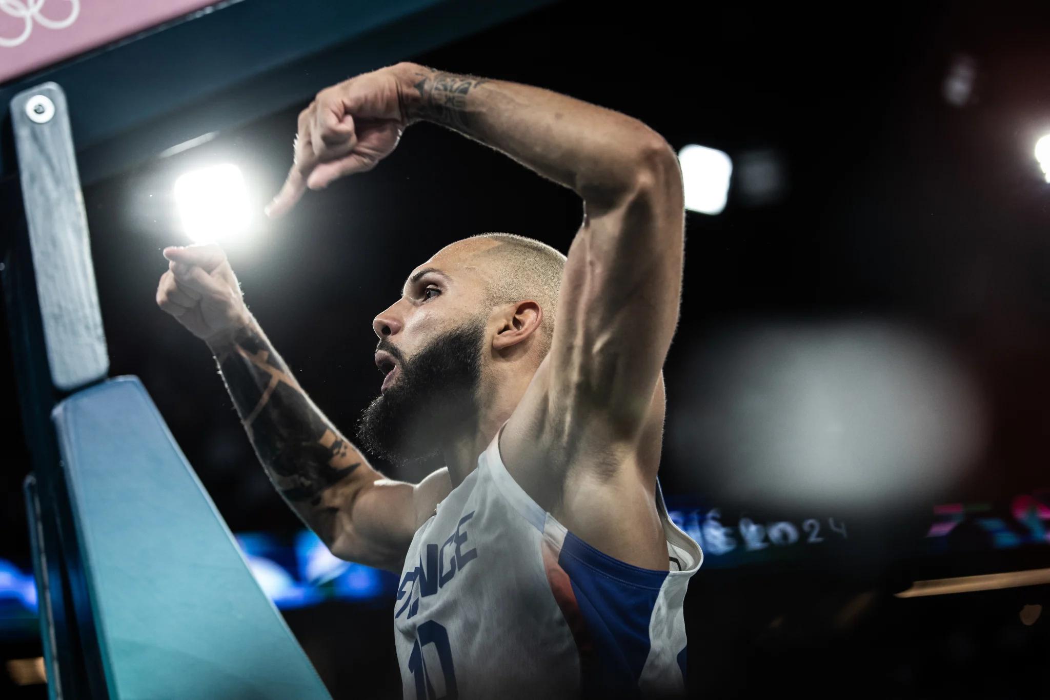 « Ne plus vivre ce que j’ai vécu depuis deux ans en NBA » – Evan Fournier sur son arrivée à l’Olympiakos