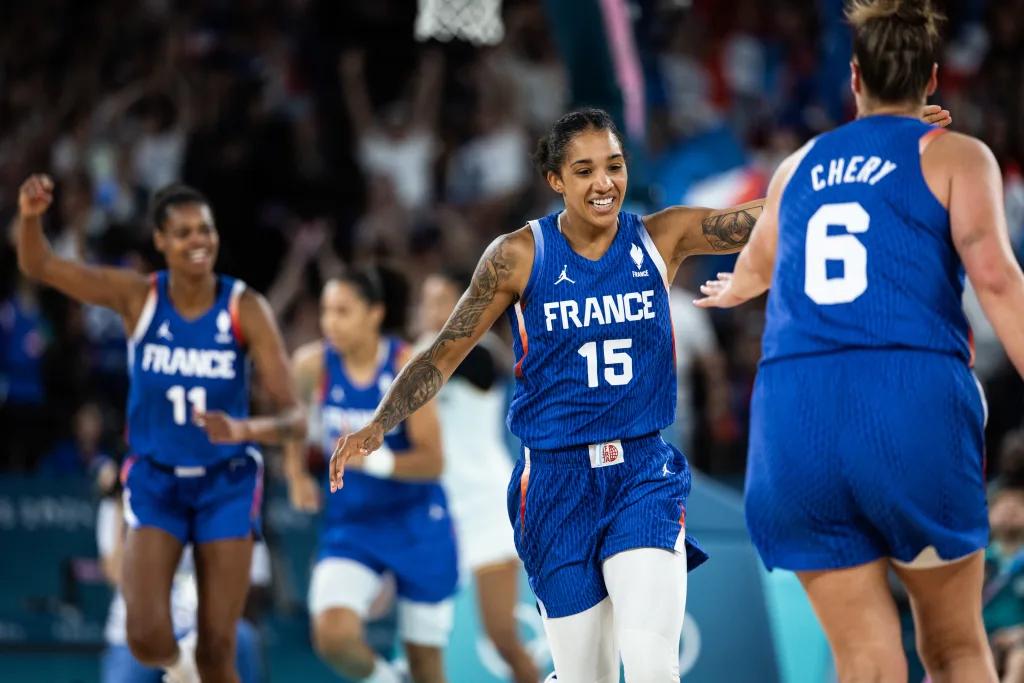 Fin de semaine palpitante pour le basket français : quatrième demi-finale olympique d’affilée pour les Bleues !