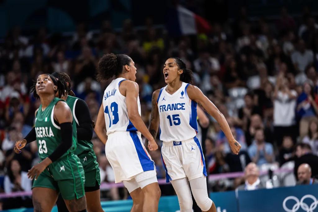 Victoire 75-54, la belle constance des Bleues : direction les quarts de finale !