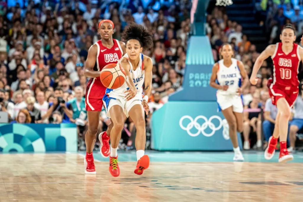 Onze jours après, Leïla Lacan n’a « pas tout à fait digéré » la défaite en finale des Jeux Olympiques