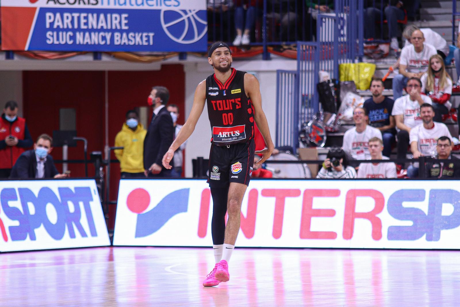 Jayson Tchicamboud poursuit sa route à Denain