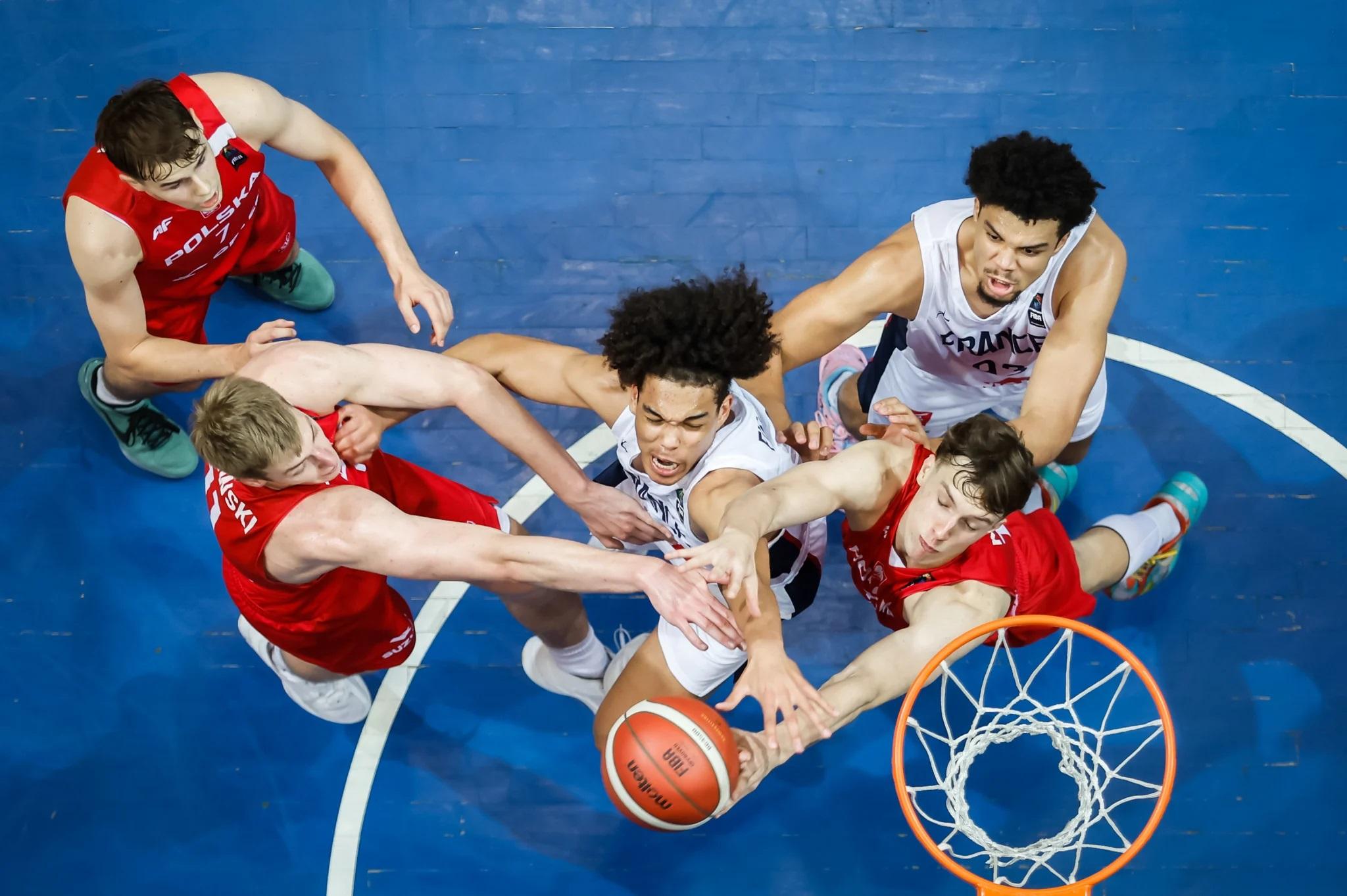 L&rsquo;équipe de France U20 tranquille pour son entrée en lice à l&rsquo;EuroBasket