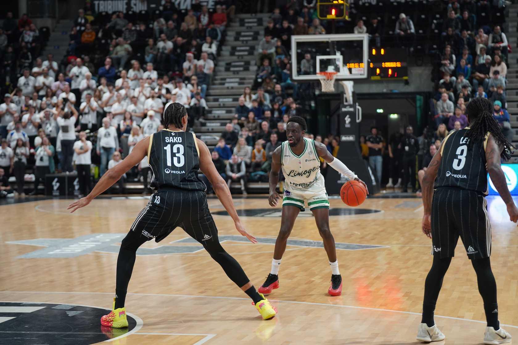 De l’ASVEL, Limoges repart avec « le sentiment de ne jamais avoir cru à la victoire »