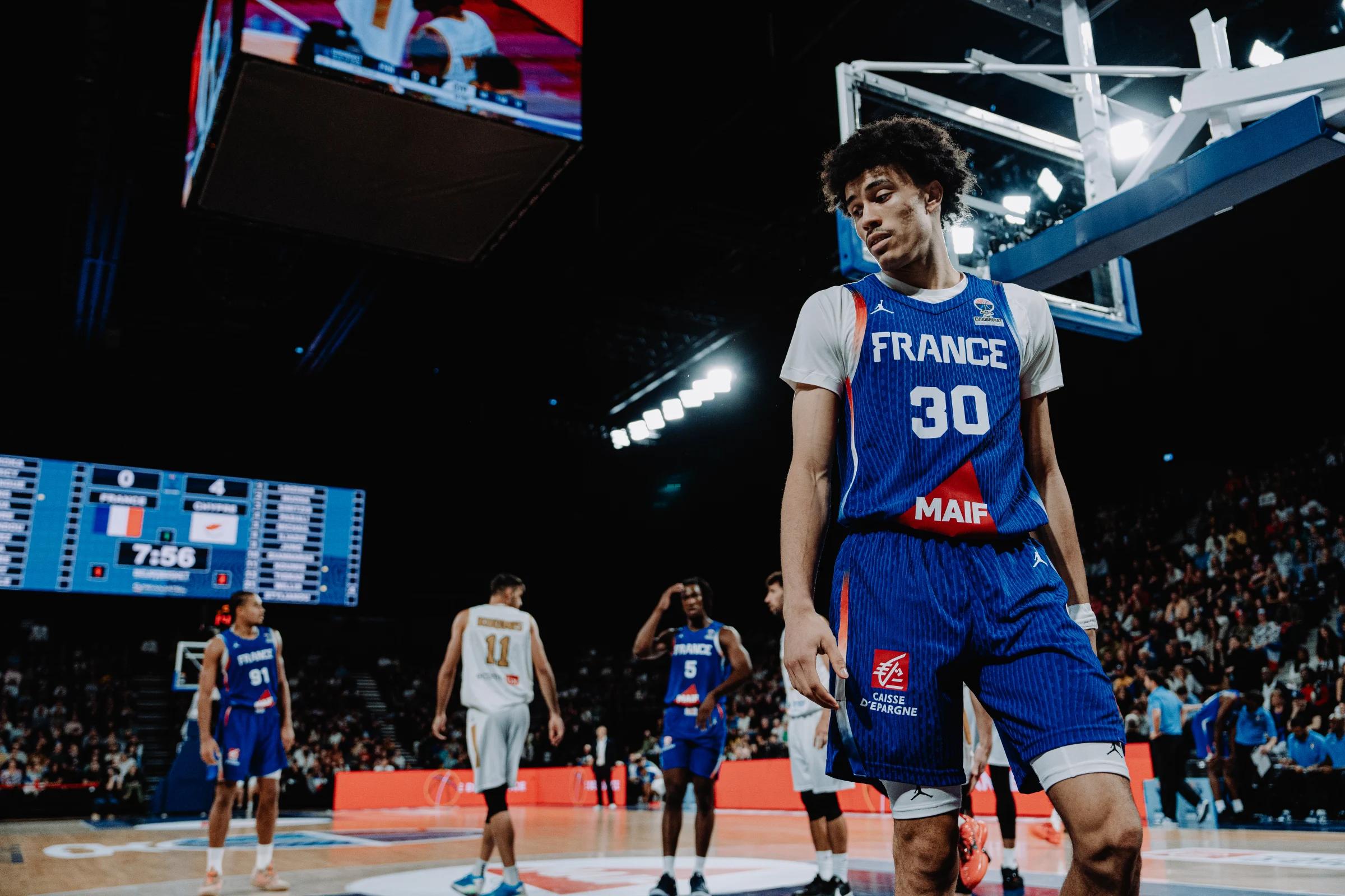 Nolan Traoré partenaire d’entraînement des Bleus en février, comme Brice Dessert et Mohamed Diwara