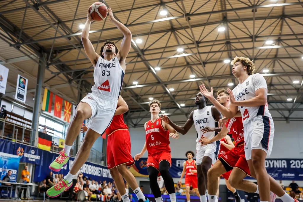 Un incroyable dernier quart d&rsquo;heure : les Bleuets passent l&rsquo;obstacle allemand en 1/8e de finale