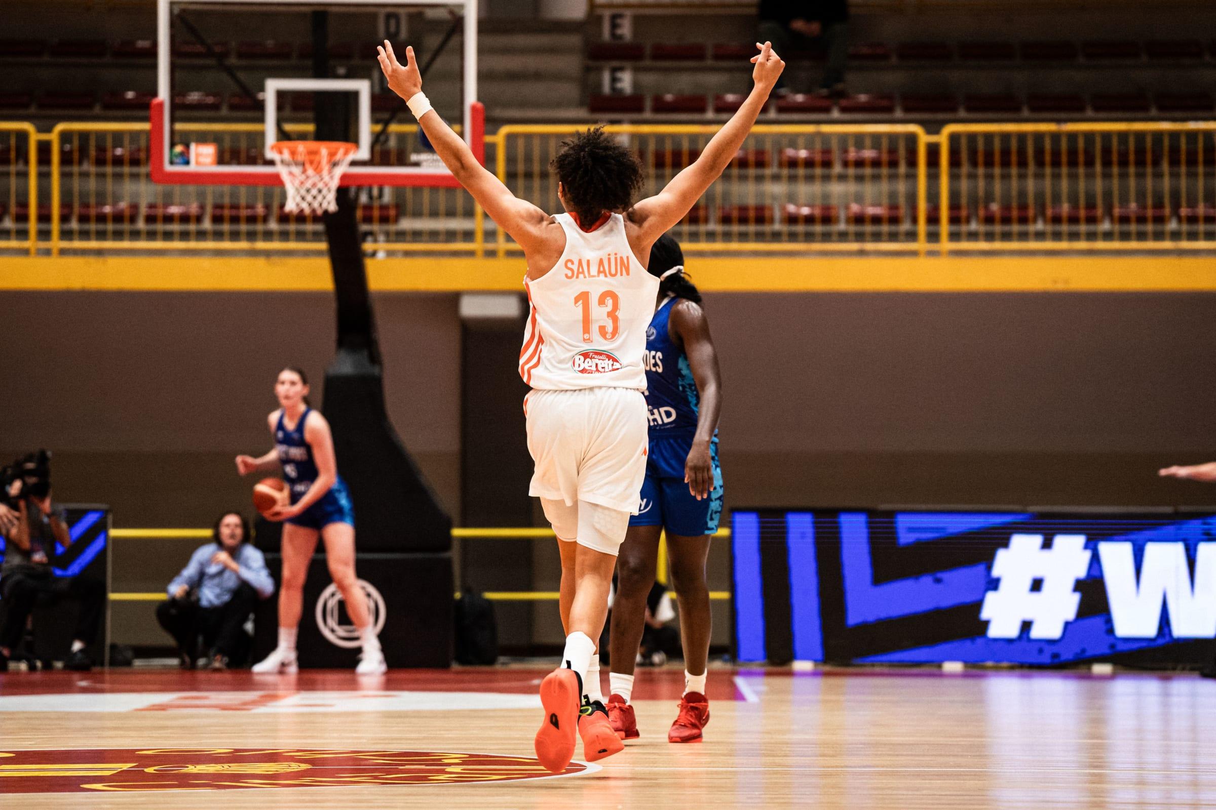 Janelle Salaün et Gabby Williams dans le meilleur 5 du mois d’octobre en EuroLeague