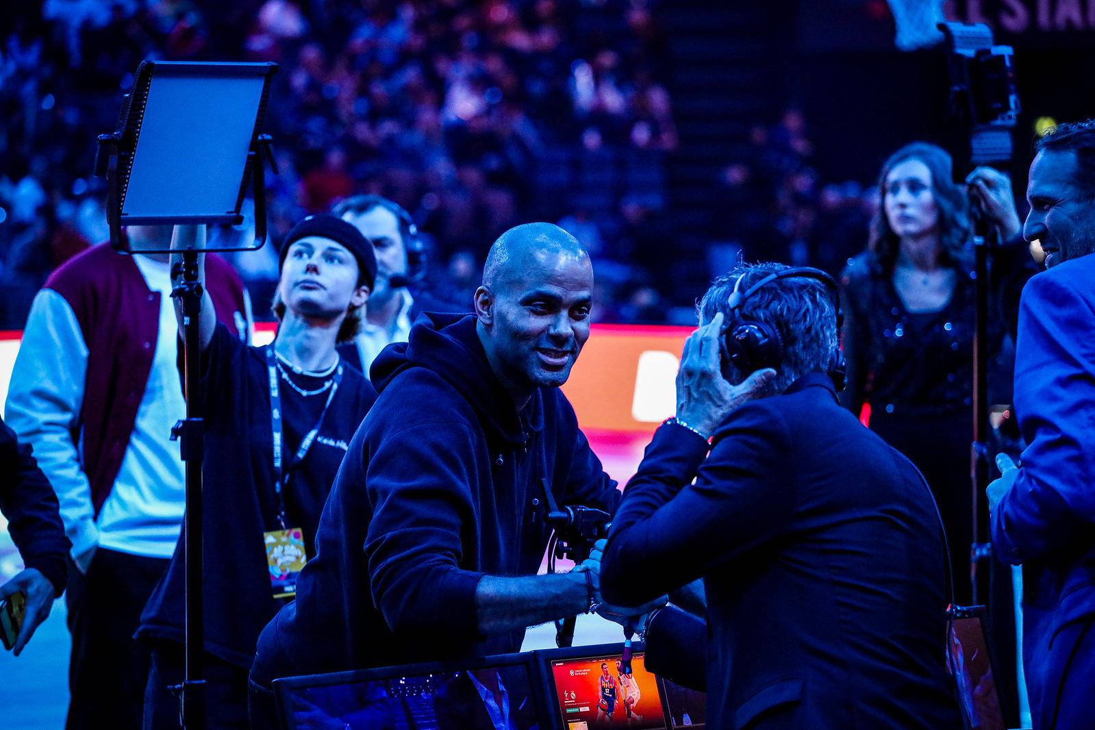 Tony Parker consultant basket pour France Télévisions aux JO de Paris