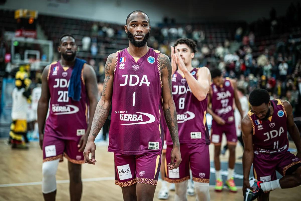 1/2 pour les clubs français en FIBA Europe Cup : Cholet explose Constanta, Dijon perd contre sa bête noire