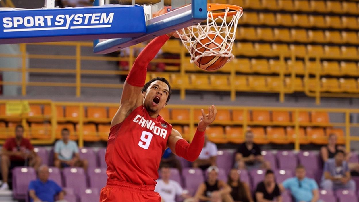 Dillon Brooks au dunk en U19