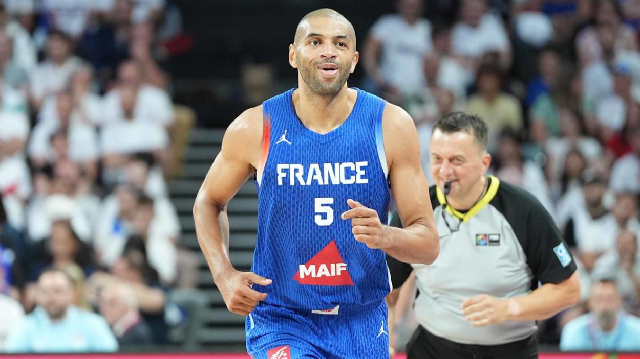 Nicolas Batum (France) face à la Serbie