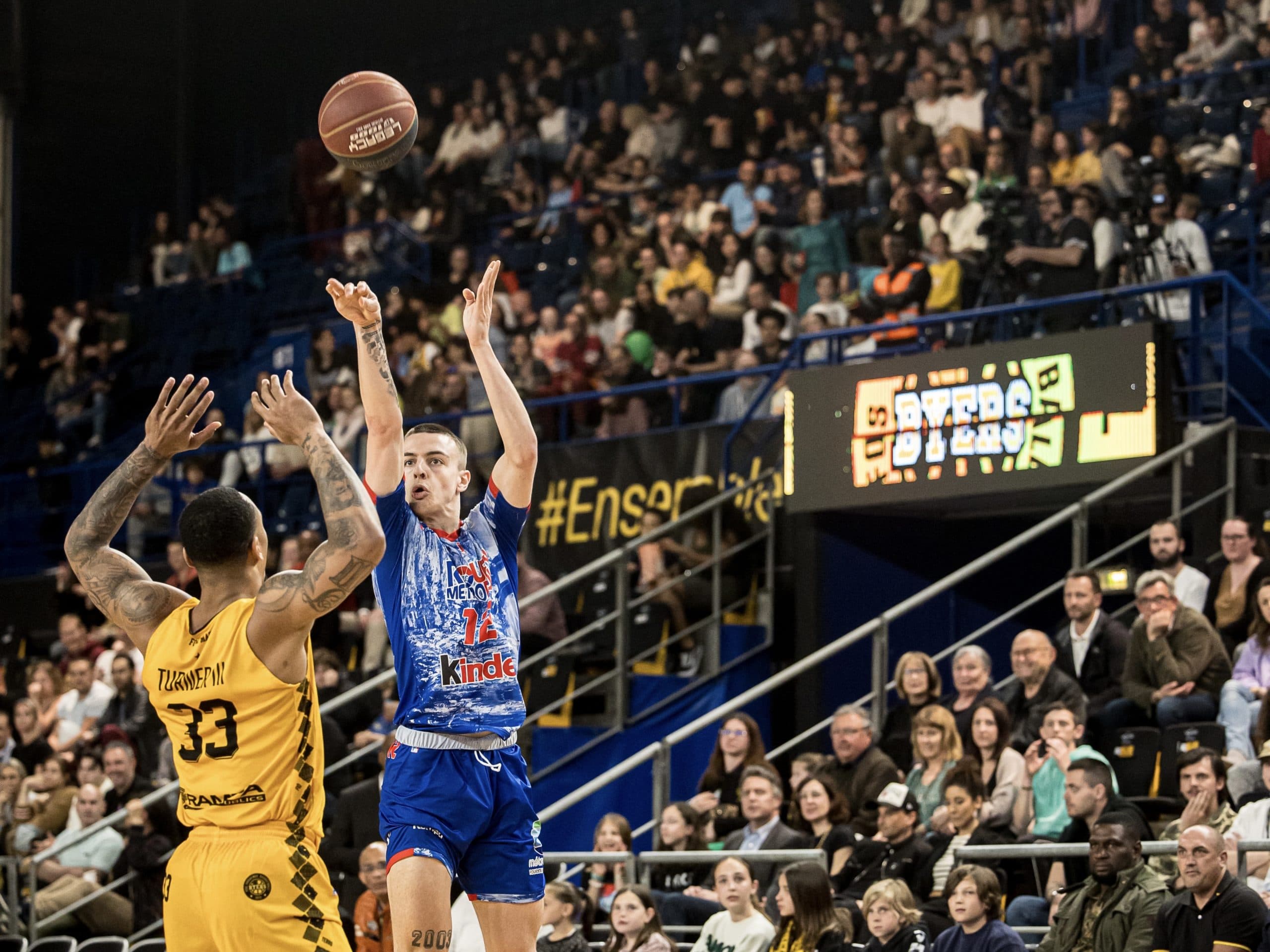 Retraité précoce du basket, Mathéo Cauwet (21 ans) est devenu… entrepreneur à Dubaï