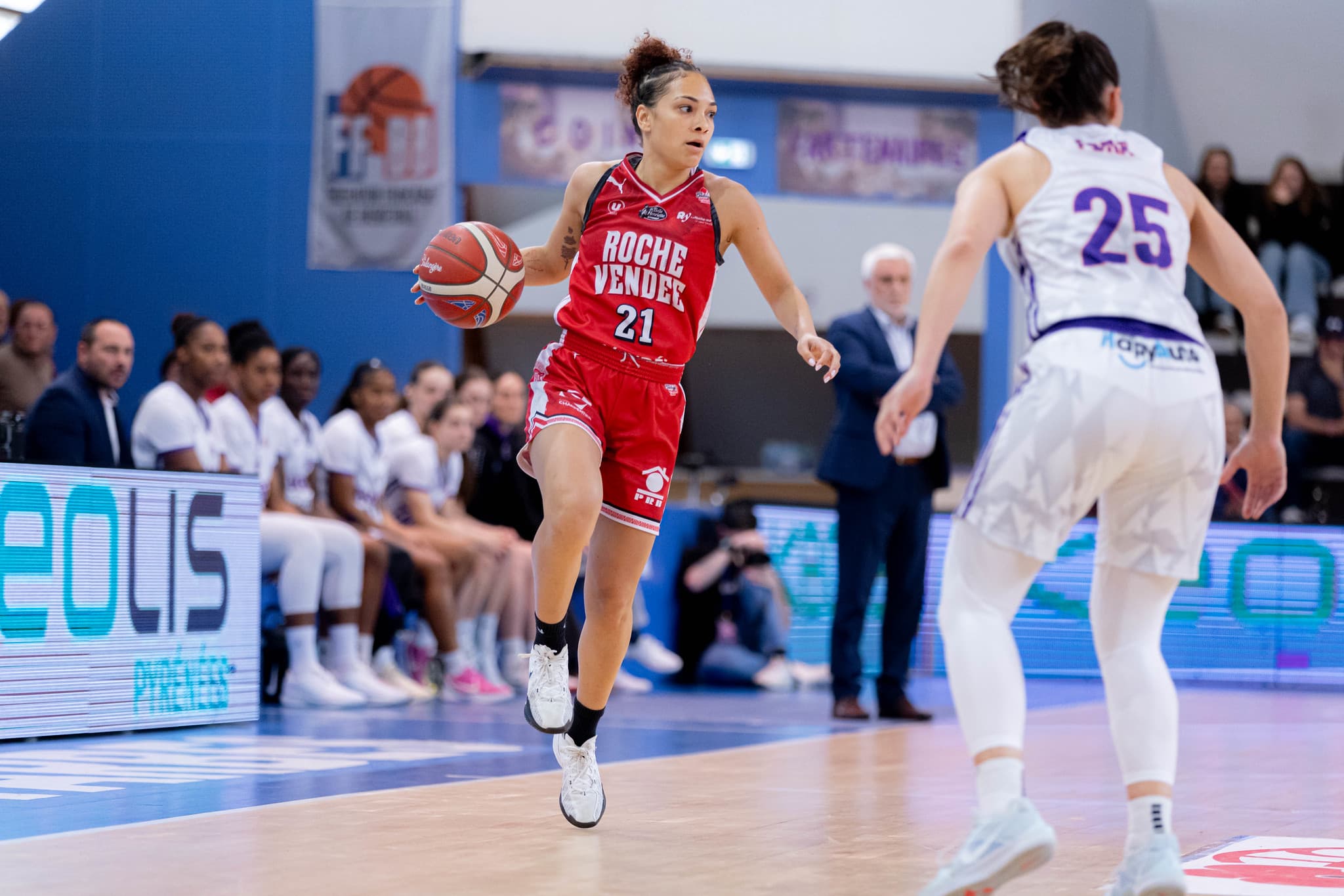 Brooke McCarty-Williams est élue MVP du mois de mars de Boulangère Wonderligue
