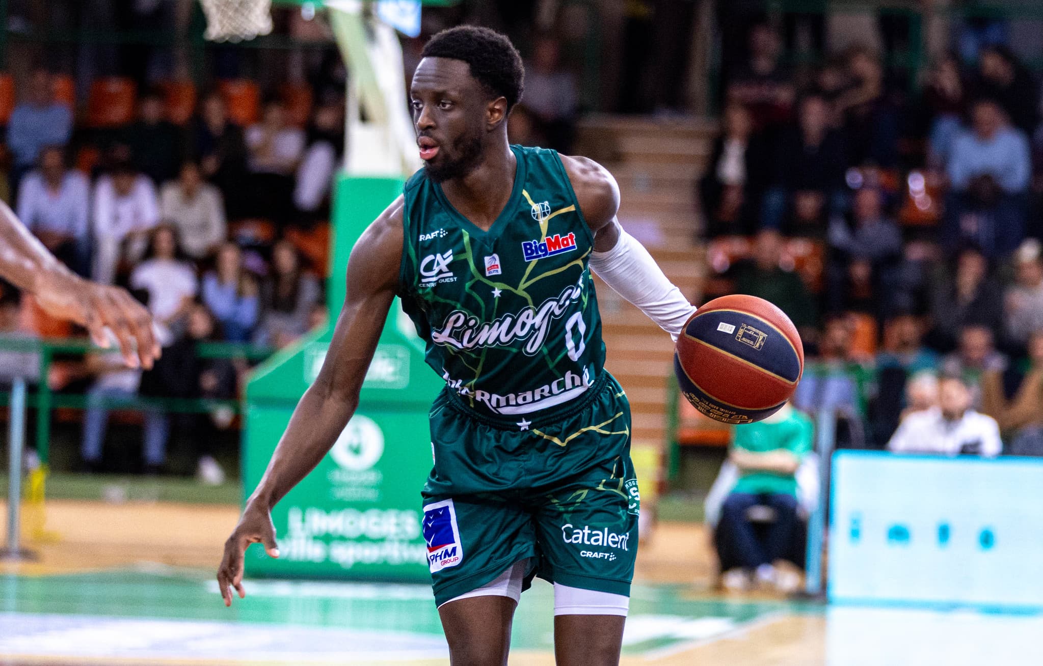 Après son échec à Limoges, Souley Boum a réussi son rebond : direction l’Espagne et la Coupe d’Europe !