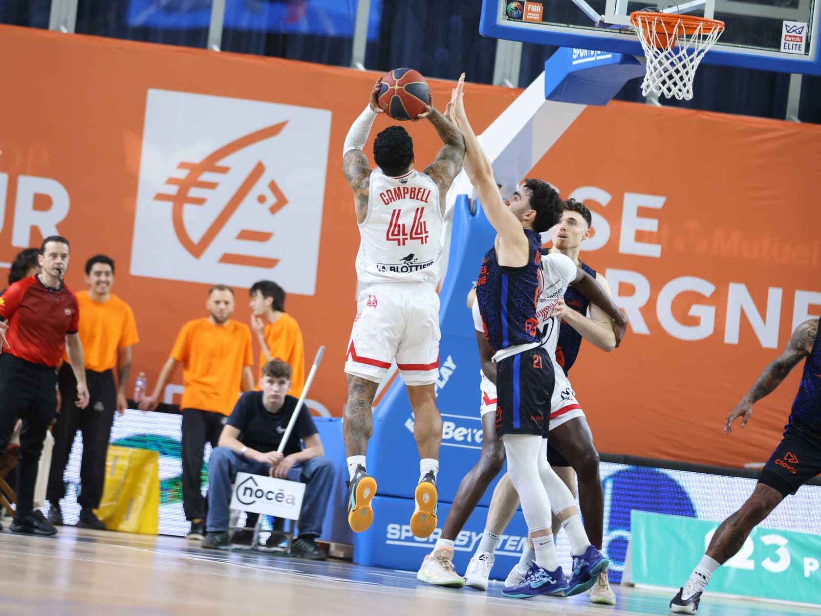 T.J. Campbell est éternel : à bientôt 38 ans, le meneur offre le dernier billet pour la Leaders Cup à Cholet Basket !