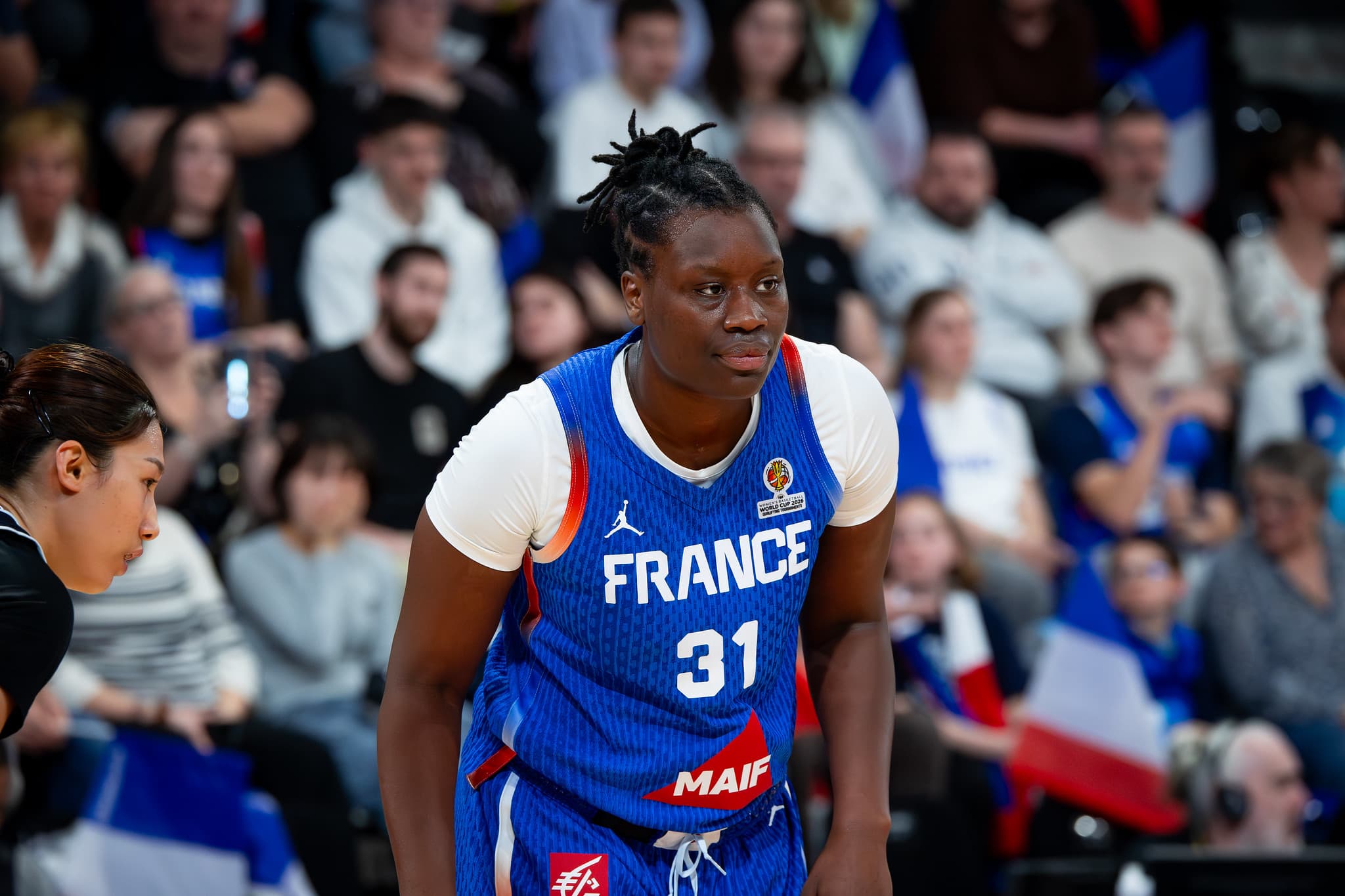 « Je n’aurais pas du tout imaginé en être là » : la belle ascension d’Aminata Gueye, la rookie des Bleues