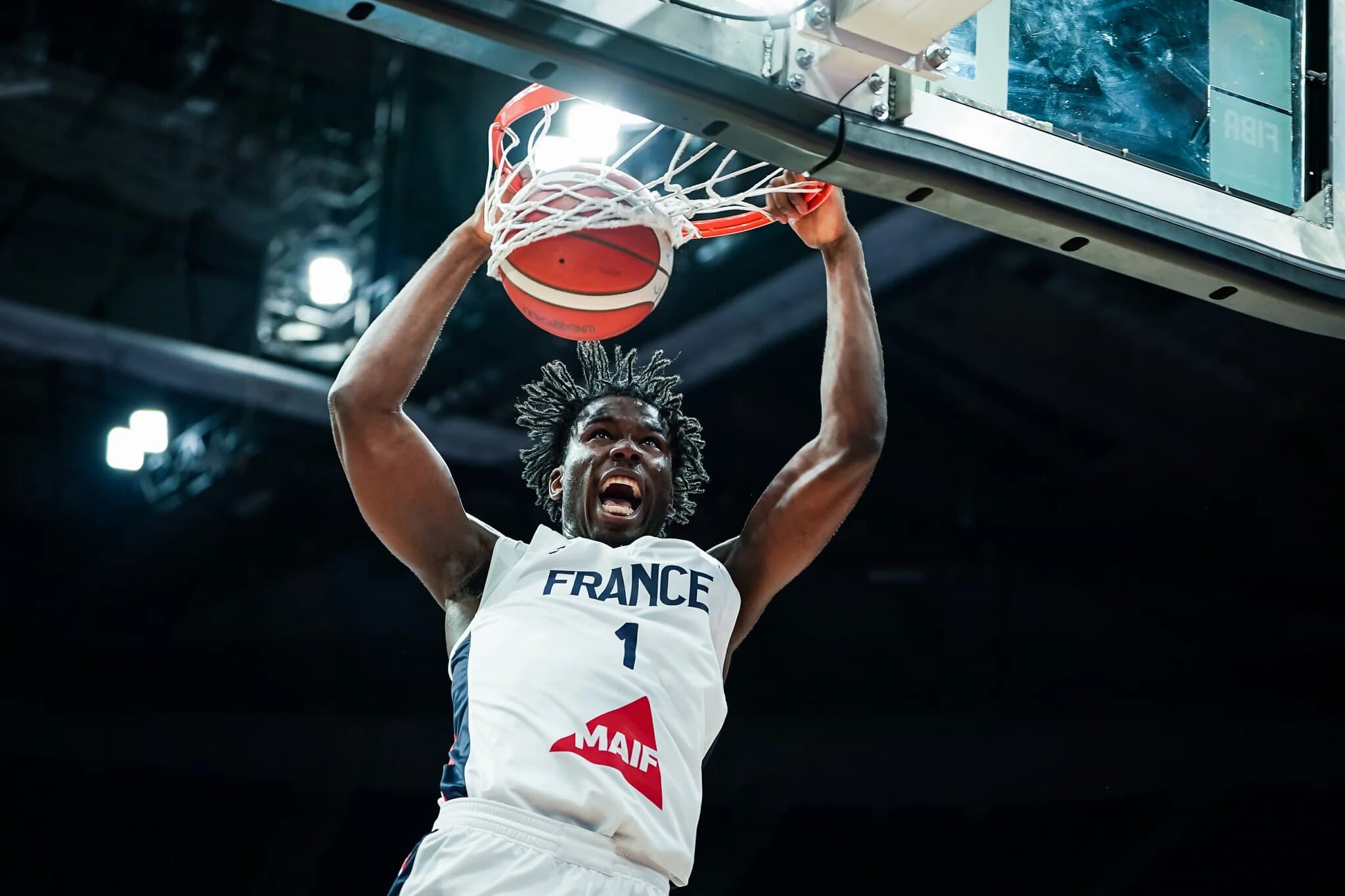 Hugo Yimga Moukouri, figure de proue d’une équipe de France U18 en quête d’or à l’Euro