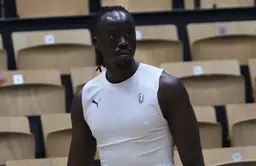 L'international sud-soudanais Junior Madut rejoint Laval comme joker médical