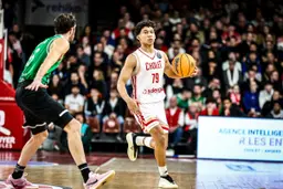 Aaron Towo-Nansi, ici face à Badalone en BCL, attire de nombreux clubs