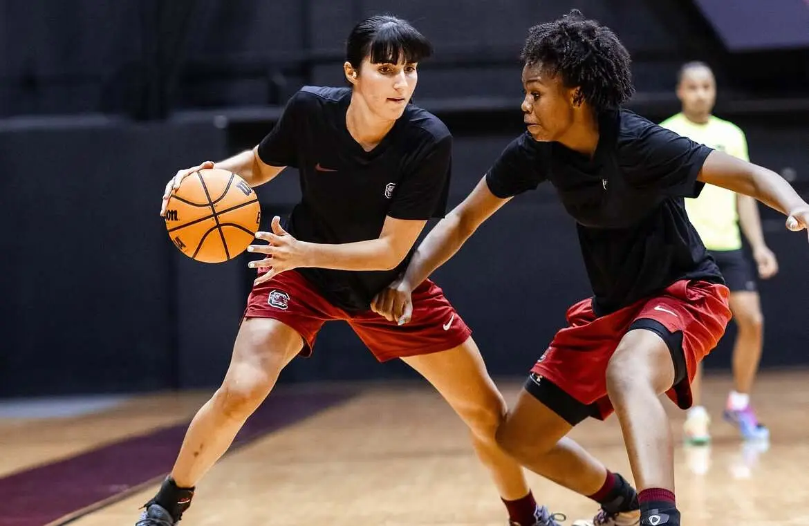 Coéquipières en NCAA, Alicia Tournebize et Justine Loubens débuteront leur saison... à Paris !