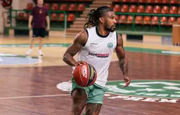 Andrew Albicy a maîtrisé la rencontre du Limoges CSP contre Blois