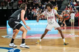 Assemian Moulare lors de la large défaite de Bourg contre l'ASVEL en présaison
